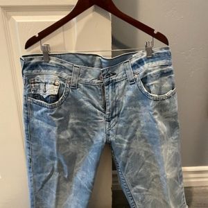 TRUE RELIGION MEN SHORTS